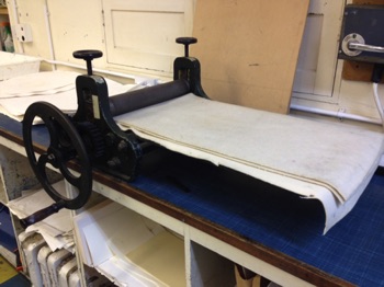 The John Jones
Etching Press
Press Bed: 75cm x 38cm